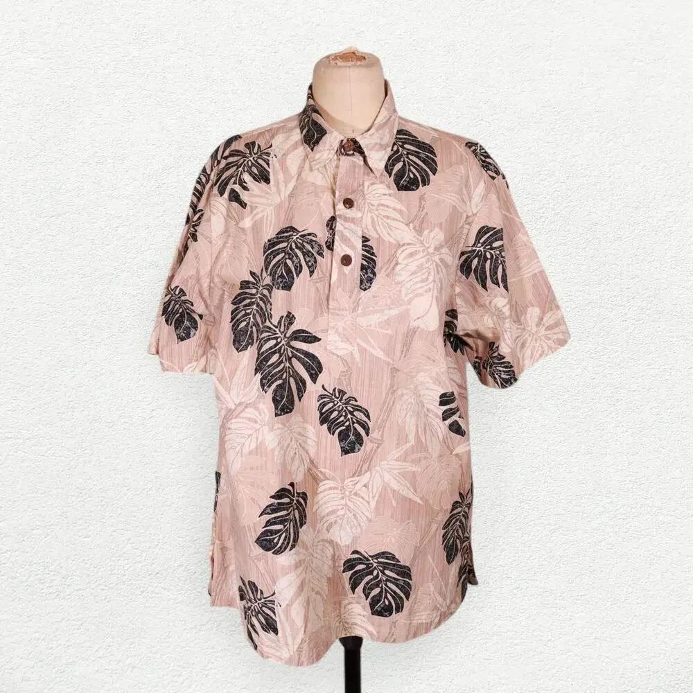 Bishop St. Apparel Tropical Print Shirt in Grey Tan & Blue
